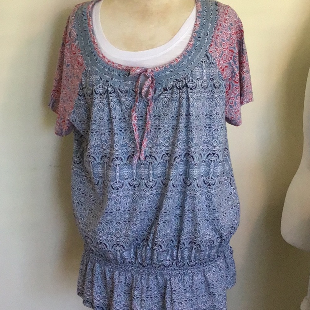 Hannah blue/red tie front women top 100% cotton tags attached great condition